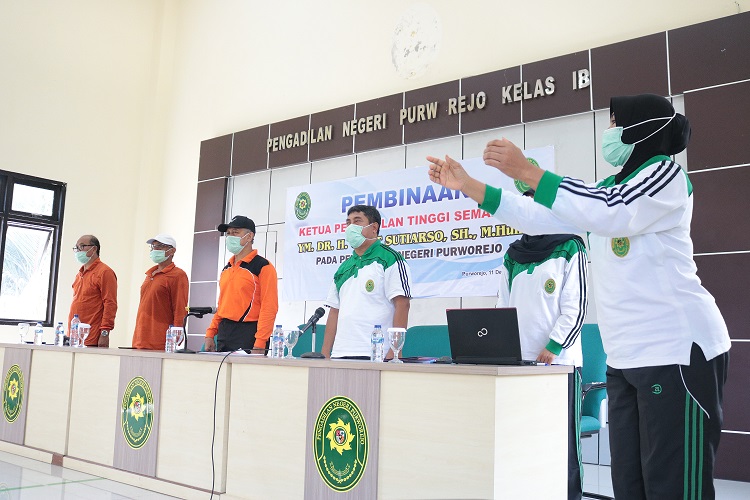 YM Dr. H. Cicut Sutiarso, S.H.,M.Hum.