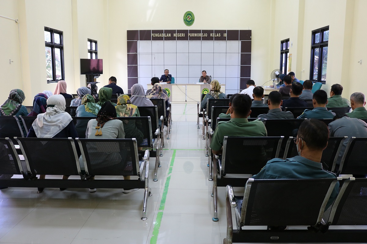 rapat evaluasi kinerja