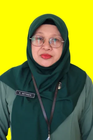 Foto Pegawai – Rini Setyasih